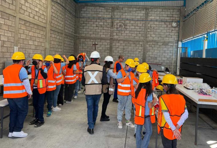 Visita del Centro Educativo a las instalaciones de Diemsa MR